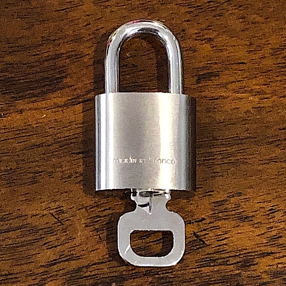 LOUIS VUITTON Silver Lock & Key Brushed Palladium Made In France COA #316 - Picture 6 of 14